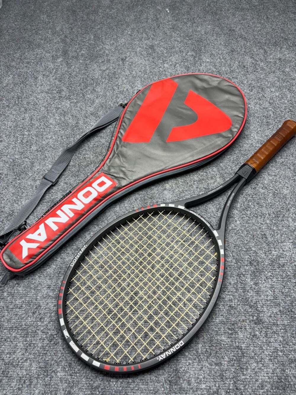 Donnay-Borg Vintage Competition Graphite Composite  Tennis Racket with Cover